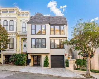 Luxury 3BR 2 BA Apartment in amazing Cow Hollow Pacific Heights neighborhood - סן פרנסיסקו - בניין