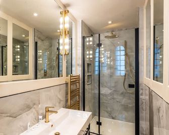 The Royal Albion - Broadstairs - Bathroom