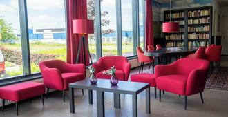 Bastion Hotel Groningen - Groningen - Lounge