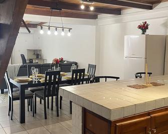 Residence Tropicale - Libreville - Dining room