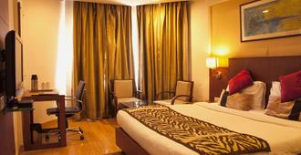 Hotel Gwalior Regency - Gwalior - Bedroom