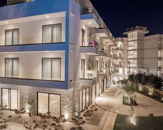 Sondor Hotel - Ksamil - Budynek