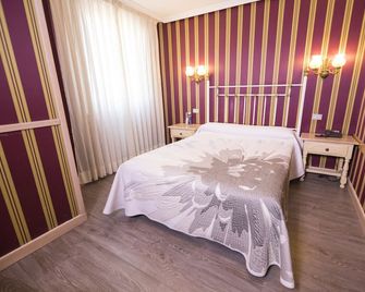 Hotel Julia - Aranda de Duero - Chambre