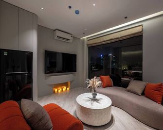 iRest Signature Ba Dinh Lakeside - Hanoi - Living room