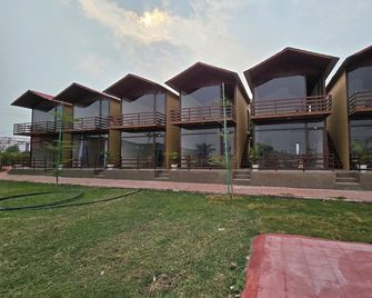 Shyam Resort - Khandwa - Building