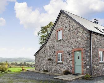 2 bedroom accommodation in Manordeilo, near Llandeilo - Llandeilo - Gebäude