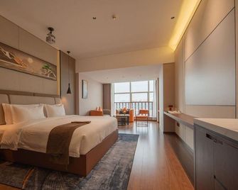 Yincheng Holiday Hotel - Chenzhou - Bedroom