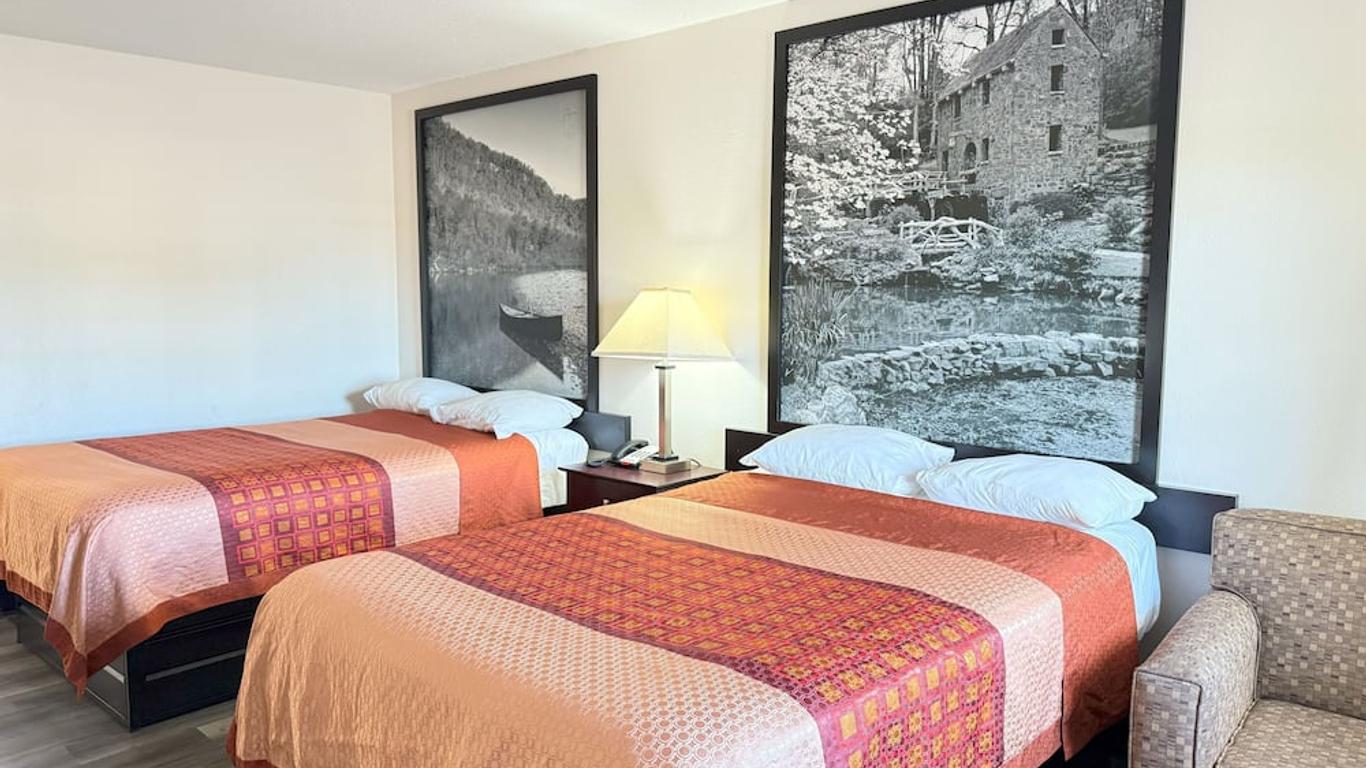 Super 8 by Wyndham Monticello AR