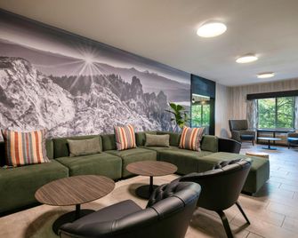 The Newberry Hotel Bend, Tapestry Collection by Hilton - Bend - Salon