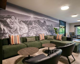 The Newberry Hotel Bend, Tapestry Collection by Hilton - Bend - Area lounge