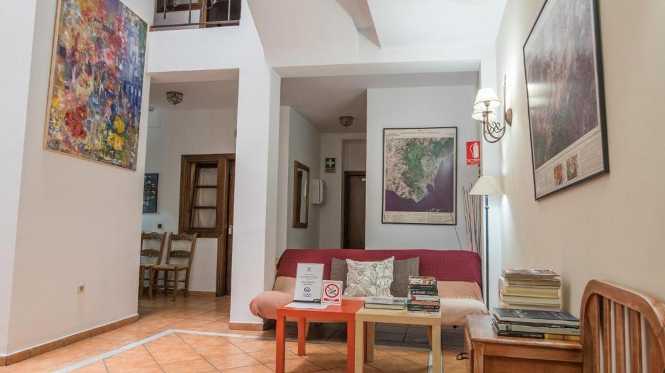 Hotel Morales