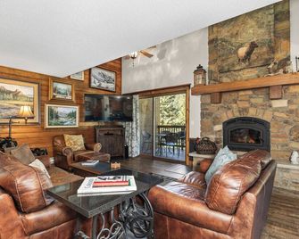 Deck with Views, Gas Grill, Renovated Luxurious Townhome on Burgess Creek - Steamboat Springs - Sala de estar