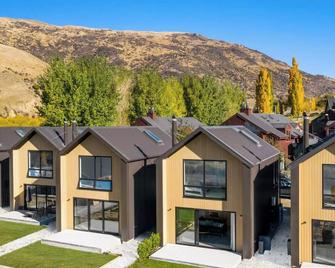Cardrona Falcon Apartment - Cardrona - Building