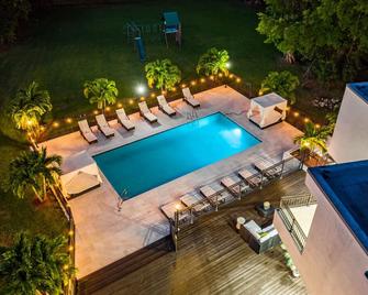 8k Sq Ft Villa Heated Pool Game Room Jacuzzi - Plantation - Piscine