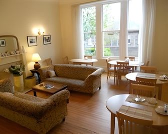 The Grampian Hotel - Dundee - Stue