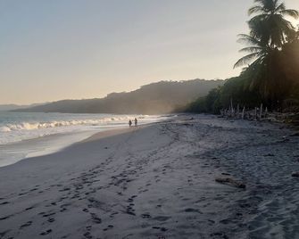 Villa Pura Vida - Mango - Tambor - Strand