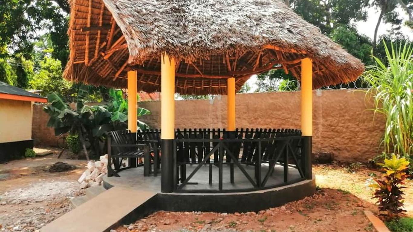 Diani Travelers Guest House