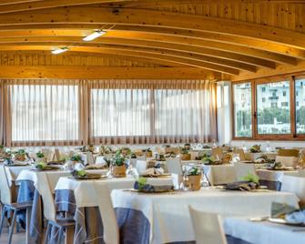 Marc Hotel - Vieste - Juhlasali
