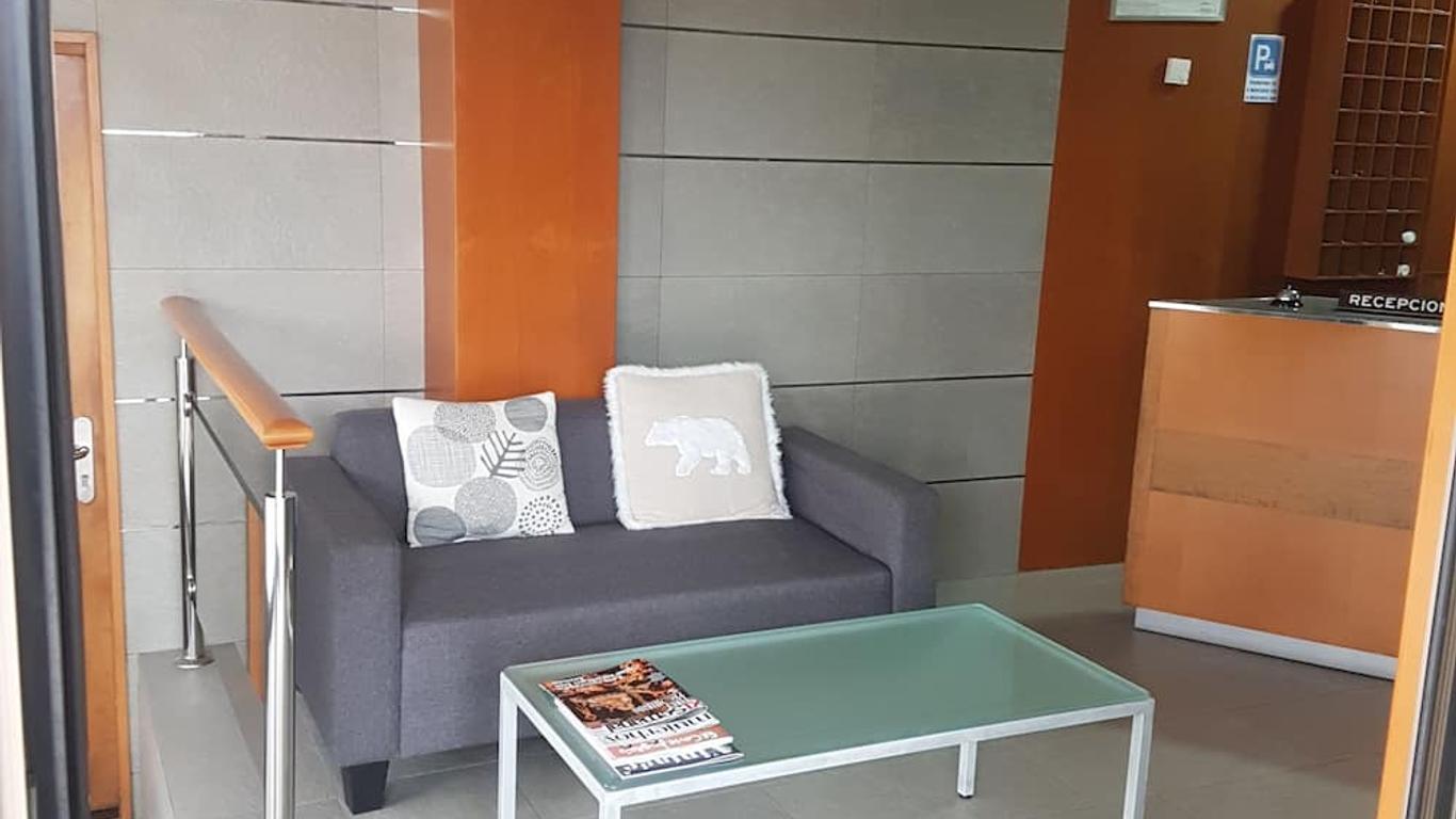 Hostal Mediterraneo
