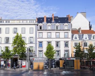 The Originals Boutique, Hôtel Le Lion, Clermont-Ferrand - קלרמו פראה - בניין