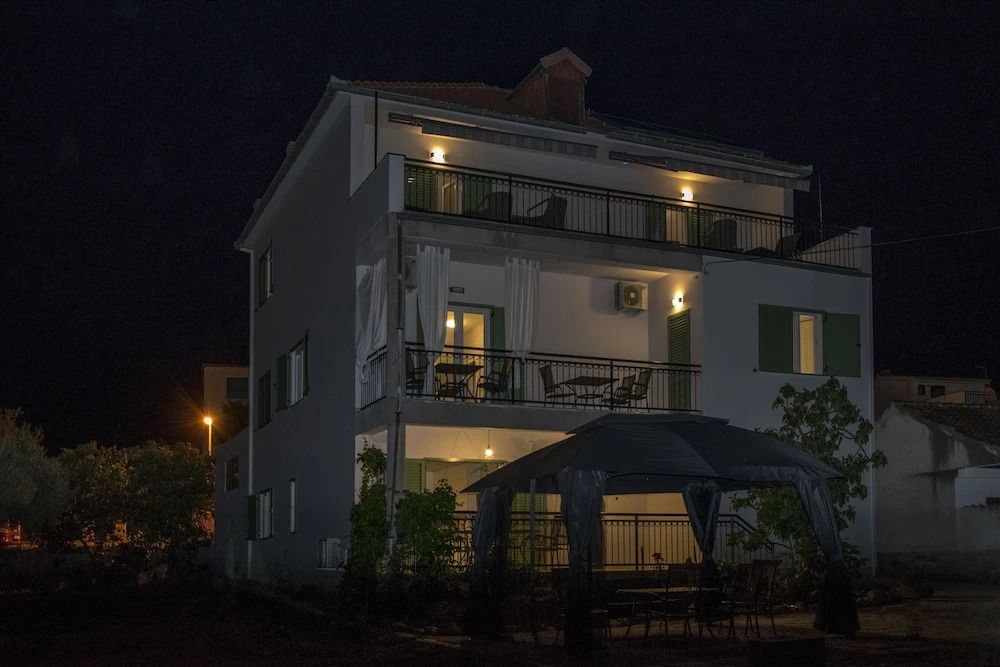 Villa Gambera - Pirovac - Building