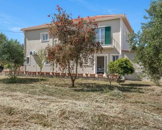 Apartment 'Panagis 4' with Mountain View, Wi-Fi and Air Conditioning - Argostoli - Gebäude