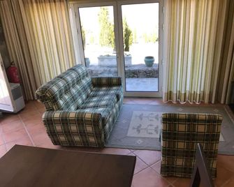 Quinta do Atoleiro - Lamego - Sala de estar