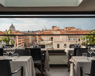 فندق واحد وعشرون - روما - مطعم