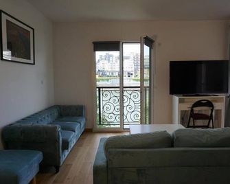 Appart Loft - Neuilly-sur-Seine - Living room