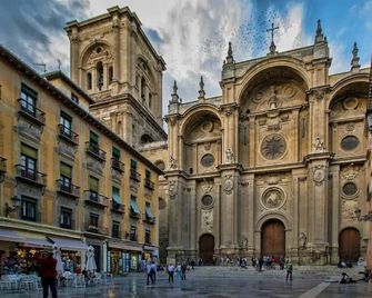 Makuto Guesthouse Hostel - Granada