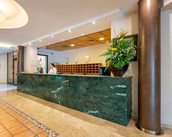 Port Jardín Milenio - Elche - Front desk