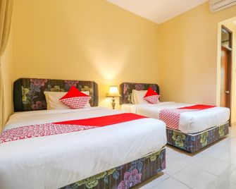 OYO 2280 Wisma Guntur II - Denpasar - Bedroom