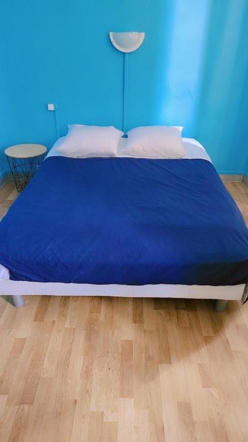 Hôtel des 2 Gares thumbnail 2