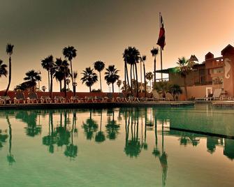 Hotel Villa Marina - Ensenada - Havuz