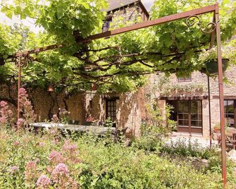 Charming Estate Dordogne with Pool - Meyrals - Extérieur