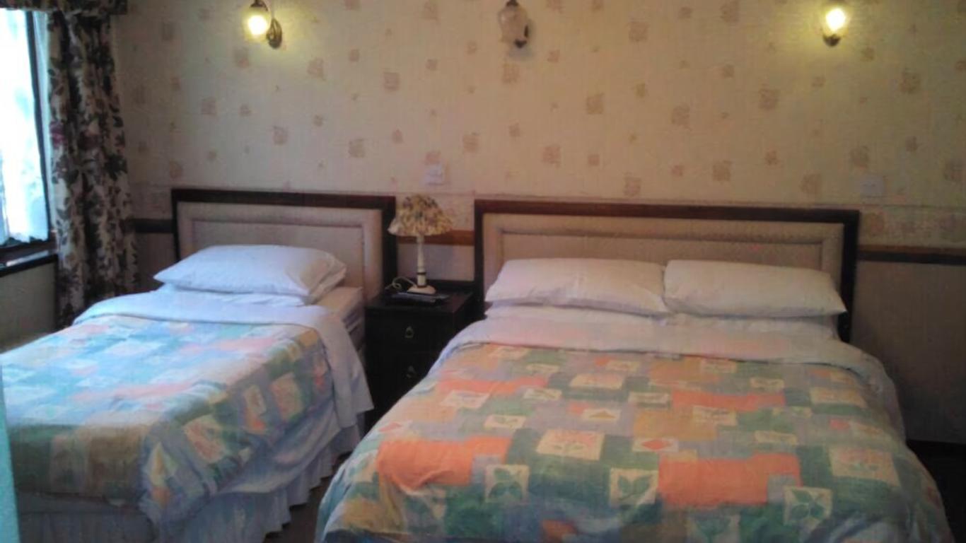 The Snyed Arms Hotel