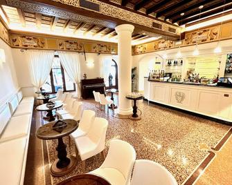 Albergo Gardesana - Torri Del Benaco - Restaurant
