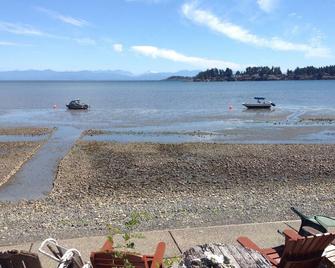 Amazing Cottage On The Ocean ~ Private Oceanside Acreage ~ Miles Of Beach! - Parksville - Beach