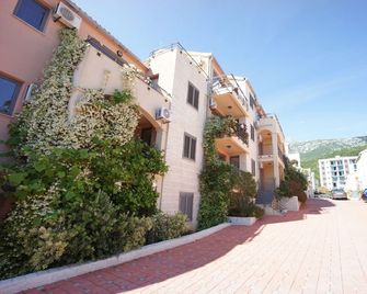 Apartments Becici Sunset - Budva - Dış görünüm