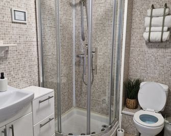 Warwick Lodge - Carlisle - Banheiro