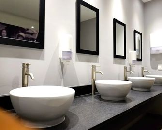 izZzleep Aeropuerto Terminal 2 - Ciudad de México