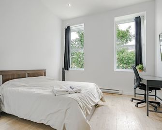 Comfort Stay Olympic Stadium & Botanical Garden - Montreal - Bedroom