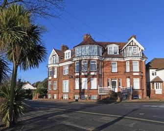 The Lobster Pot - Aldeburgh - Building