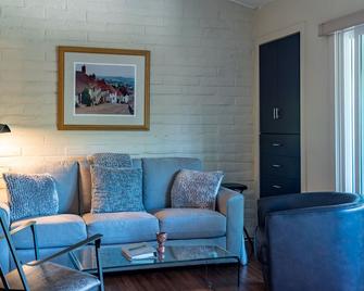 Wildwood Condo 52 - Ketchum - Living room