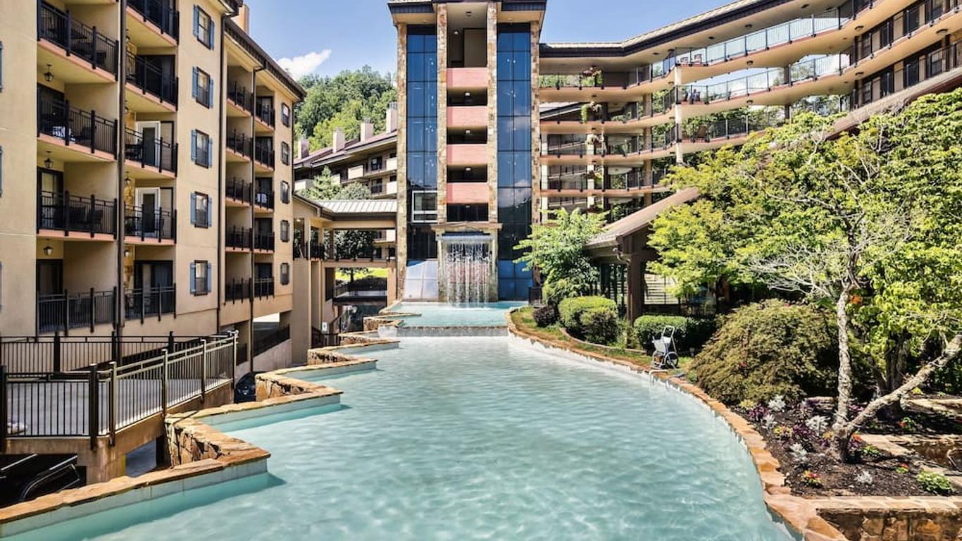 Gatlinburg Town Square