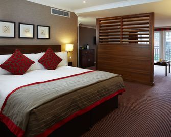 The Bull Hotel - Gerrards Cross - Habitación