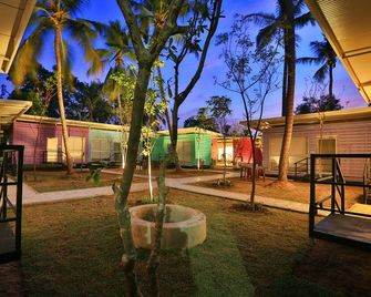 Arugambay Podbay - Arugam