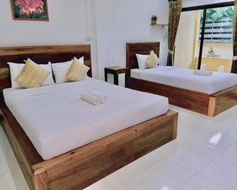Rachawadee House - Phangnga - Schlafzimmer