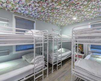 Black Elephant Hostel - Portland - Bedroom