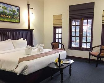 Hotel Nippon Colombo - Colombo - Habitación